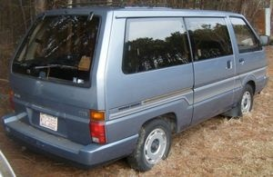 Illustration for article titled For $1,200, get fired up over this Nissan Van